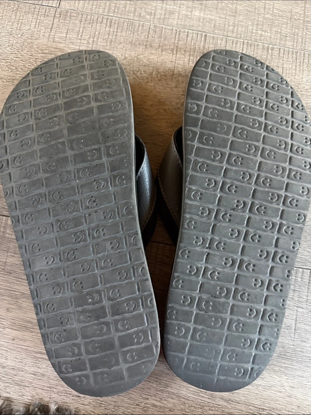Sanuk Men's Flip Flops Thong Sandals Size 7 Grey Color